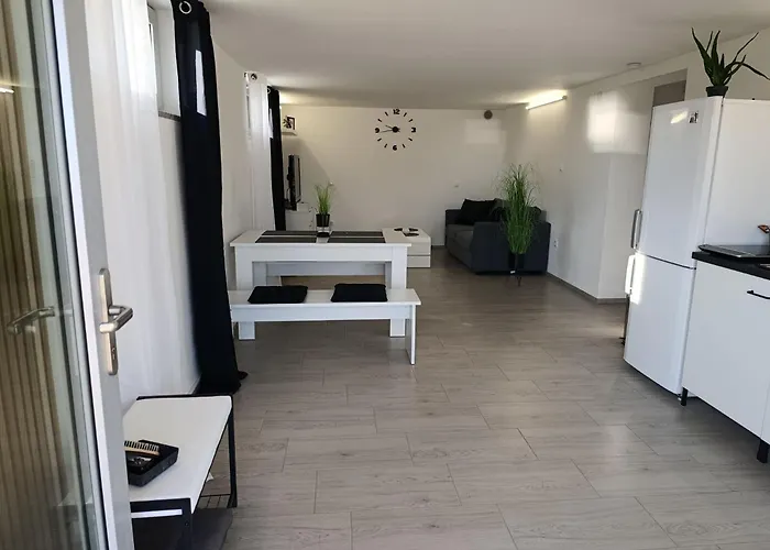 Appartamento Jamna Sveti Jurij ob Scavnici